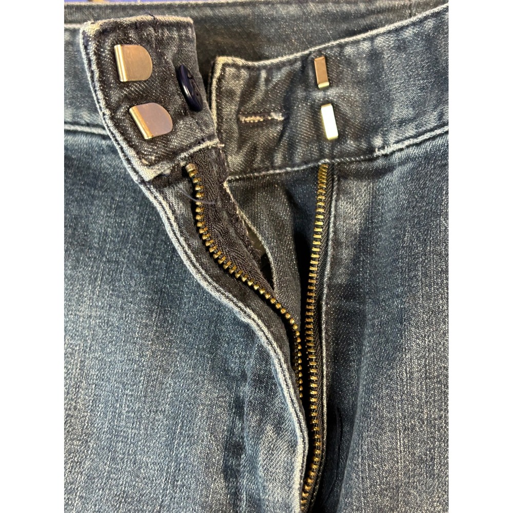 Talbots Womens Denim Bermuda Shorts Blue Stretch Size 14 - Picture 8 of 8